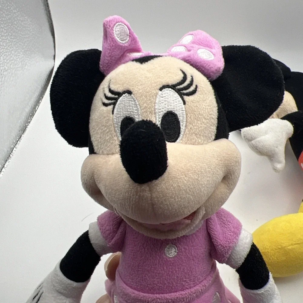 Disney Mickey Mouse And Minnie Mouse Just Play Stuffed Animal Plush‎